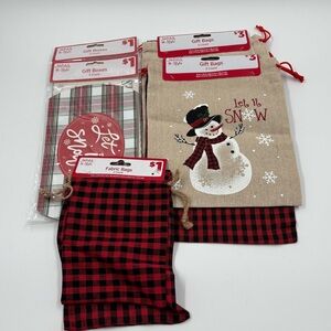 NEW Snowman & Red Plaid Holiday Gift Bag & Box Set - 12 PC Bundle